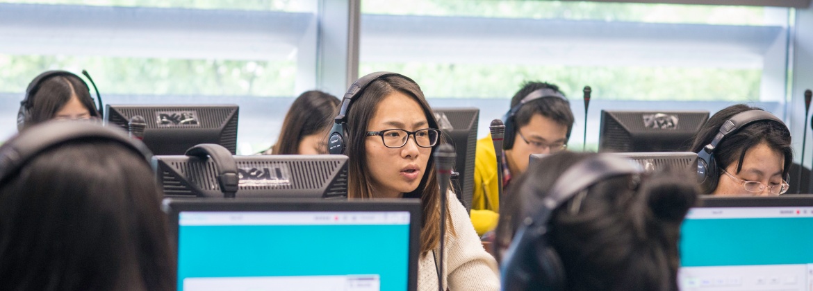 天天女子白小姐打一生肖：一场文化现象的场景聚合特写